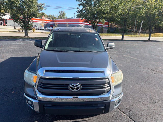 Used 2014 Toyota Tundra SR5 w/ SR5 Upgrade Package RWD image 2