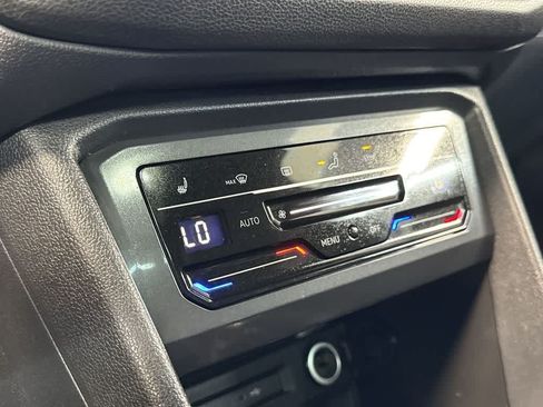 Certified 2023 Volkswagen Tiguan SE R-Line FWD image 20