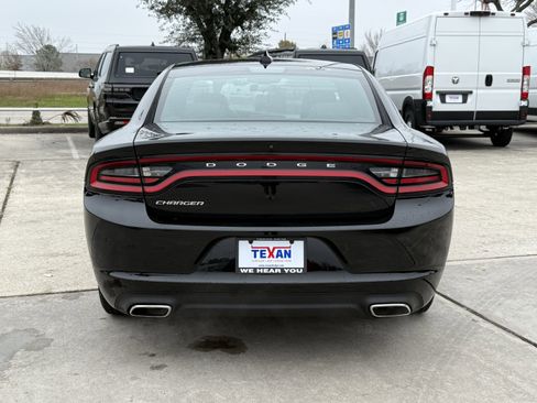 Used 2023 Dodge Charger SXT image 6