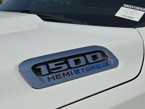 Used 2022 RAM 1500 Big Horn AWD/4WD image 11