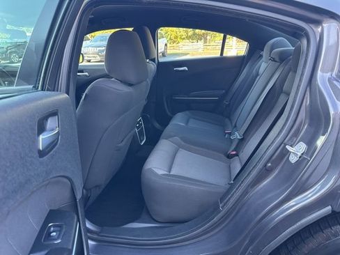 Certified 2022 Dodge Charger SXT w/ Cold Weather Package image 9