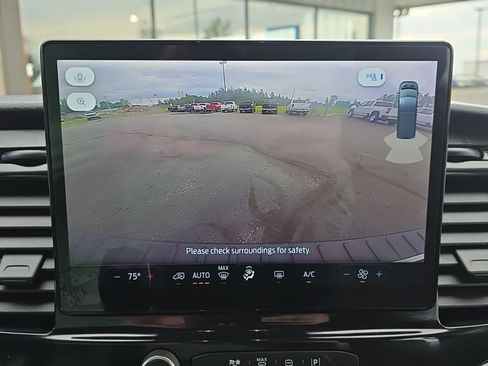 Used 2024 Ford Transit 350 XLT RWD image 24