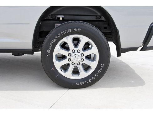 Used 2024 RAM 2500 Laramie w/ Sport Appearance Package AWD/4WD image 32