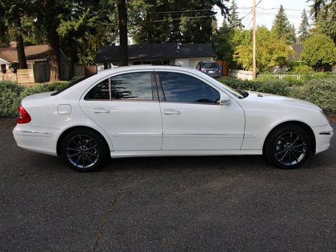 Used 2007 Mercedes-Benz E 350 Sedan image 12