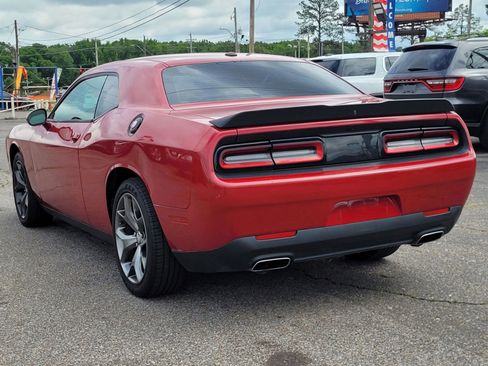 Used 2018 Dodge Challenger SXT w/ Blacktop Package image 11