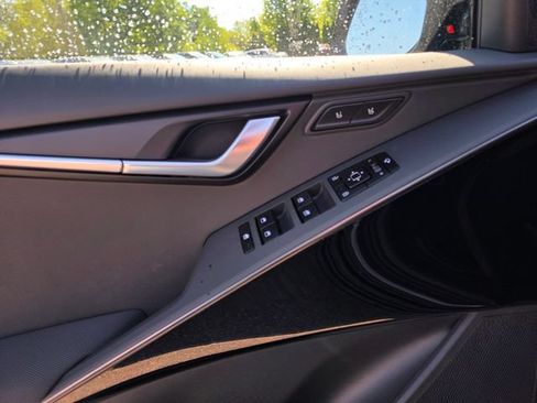 New 2026 Kia Niro Wave w/ Wave Preserve Package FWD image 29