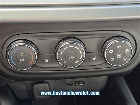 Used 2026 Chevrolet Trax RS w/ Driver Confidence Package FWD image 18