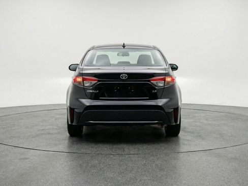 Used 2025 Toyota Corolla LE image 7