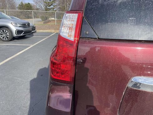 Used 2013 Lexus GX 460 460 image 18