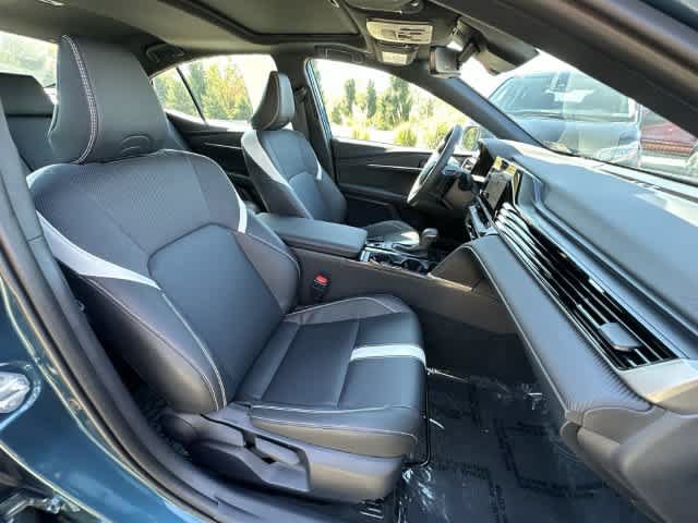 Used 2025 Toyota Camry SE w/ Convenience Package FWD image 22
