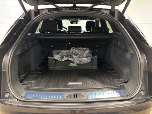 New 2026 Land Rover Range Rover Velar S AWD/4WD image 42