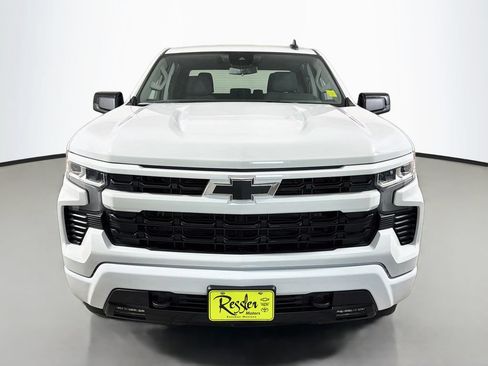 Used 2022 Chevrolet Silverado 1500 RST AWD/4WD image 2