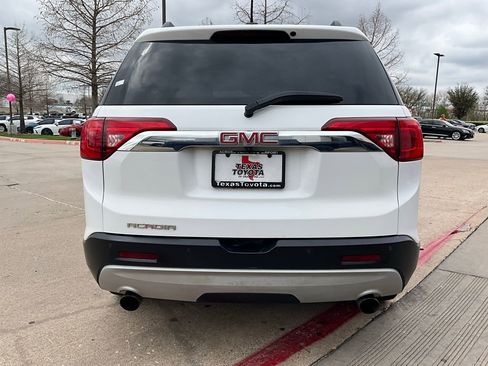 Used 2018 GMC Acadia SLT image 7