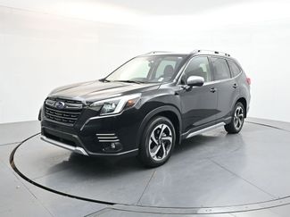 Used 2024 Subaru Forester Touring w/ POP Package 3 AWD/4WD video 3