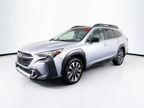 Used 2025 Subaru Outback Limited AWD/4WD image 7