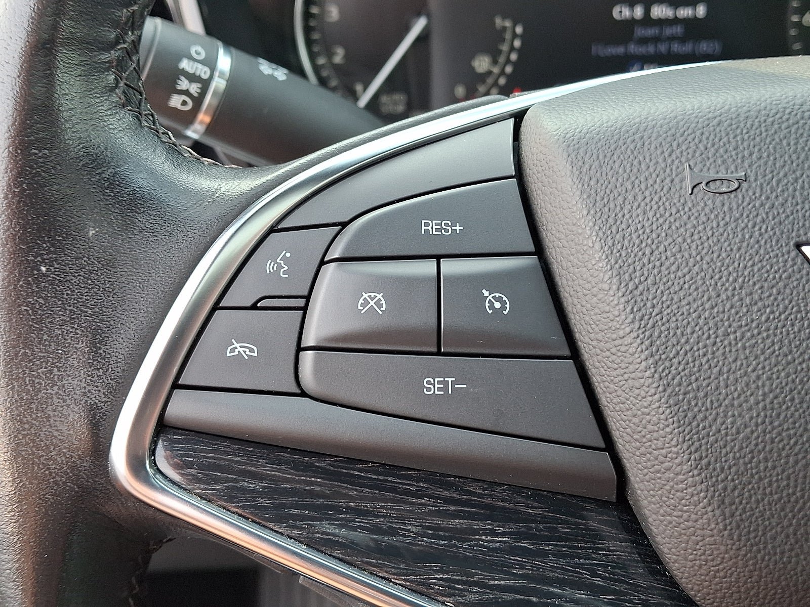 Certified 2023 Cadillac XT5 Premium Luxury AWD/4WD image 28