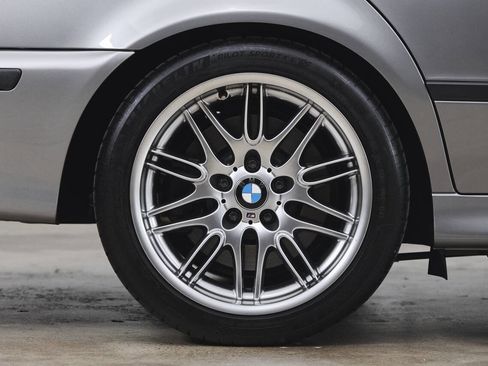 Used 2003 BMW M5 image 37