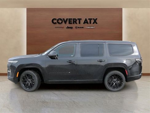 New 2026 Jeep Grand Wagoneer Limited image 2