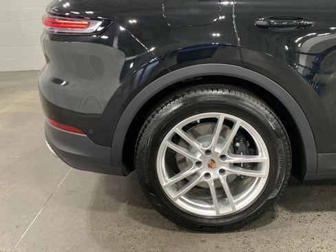 New 2026 Porsche Cayenne image 36