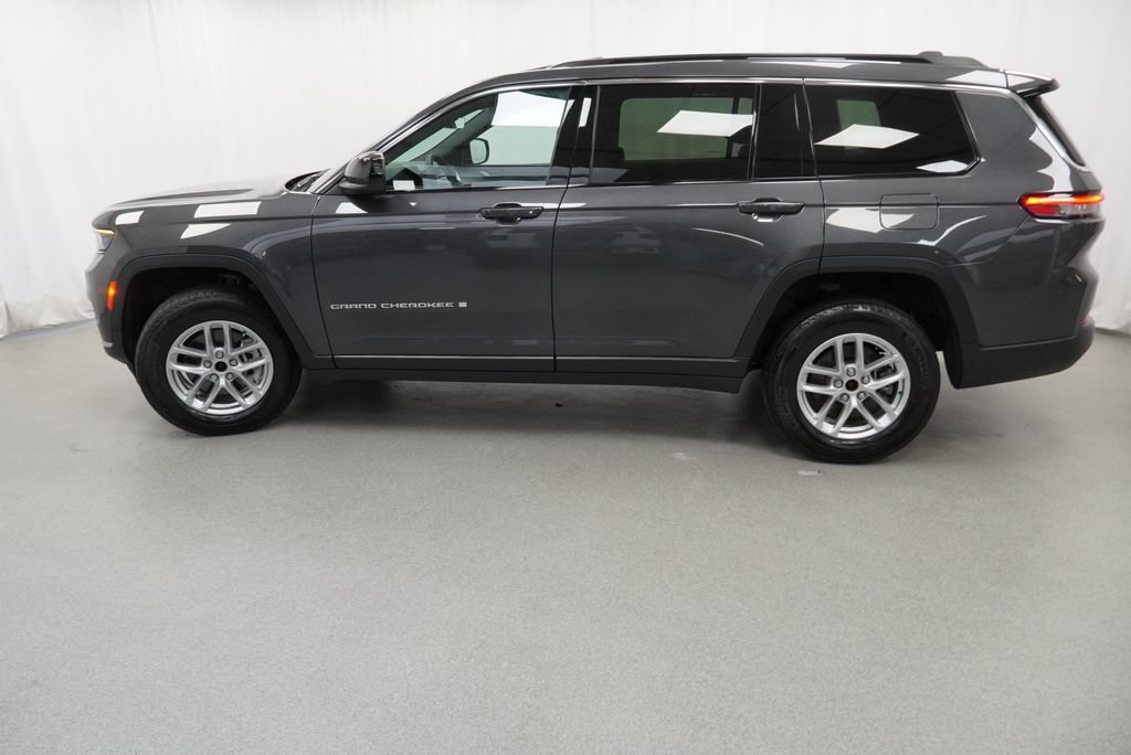 Certified 2025 Jeep Grand Cherokee L Laredo AWD/4WD image 30