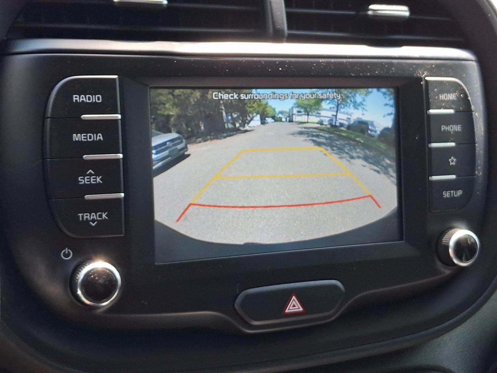 Used 2020 Kia Soul LX FWD image 19