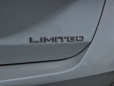 Certified 2021 Toyota Avalon Limited w/ Advanced Safety Package image 32