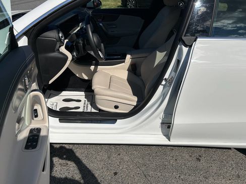 Used 2025 Mercedes-Benz CLA 250 4MATIC w/ Winter Package image 11