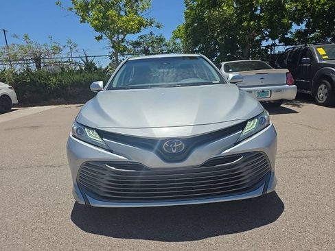 Used 2020 Toyota Camry XLE AWD/4WD image 11