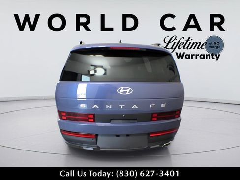 Used 2025 Hyundai Santa Fe SEL FWD image 4
