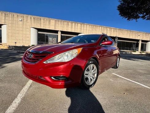 Used 2013 Hyundai Sonata GLS image 2
