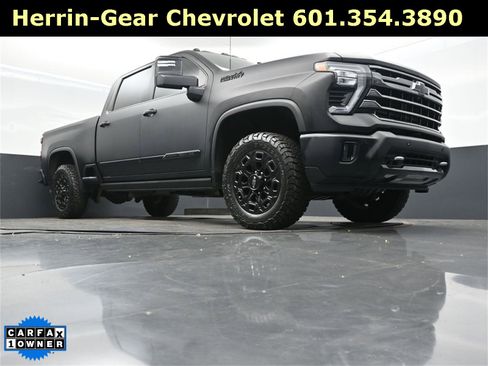 Used 2024 Chevrolet Silverado 2500 High Country w/ High Country Premium Package image 43