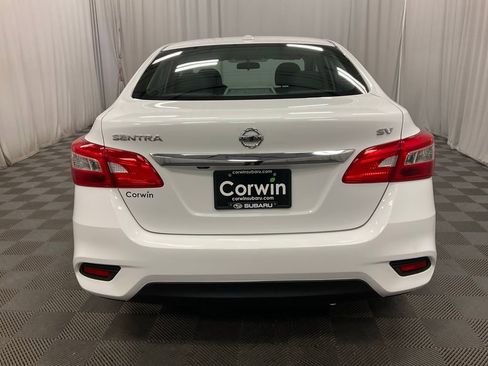 Used 2019 Nissan Sentra SV image 3