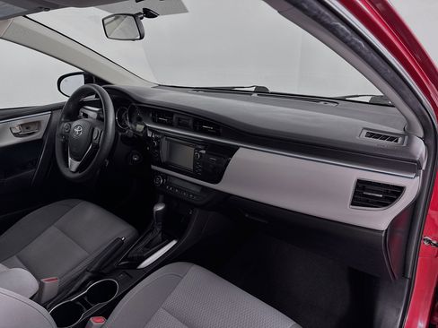 Used 2014 Toyota Corolla L image 26