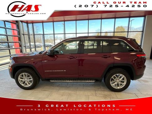 Used 2025 Jeep Grand Cherokee Laredo X w/ Trailer Tow Package image 2