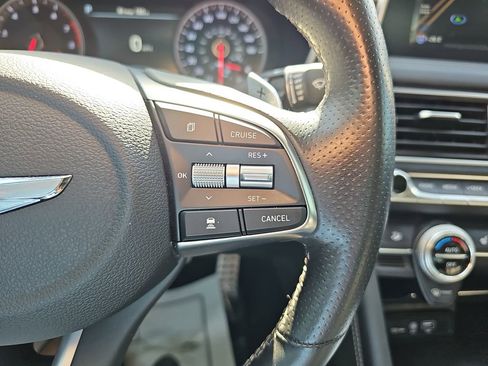 Used 2020 Genesis G70 3.3T image 21