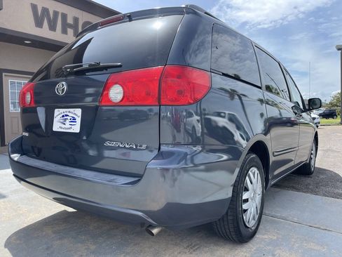 Used 2008 Toyota Sienna LE FWD image 6
