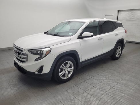 Used 2019 GMC Terrain SLE FWD image 2