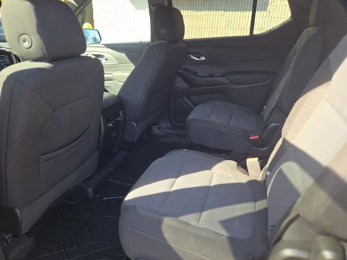 Used 2023 Chevrolet Traverse LT w/ LPO, Floor Liner Package image 30