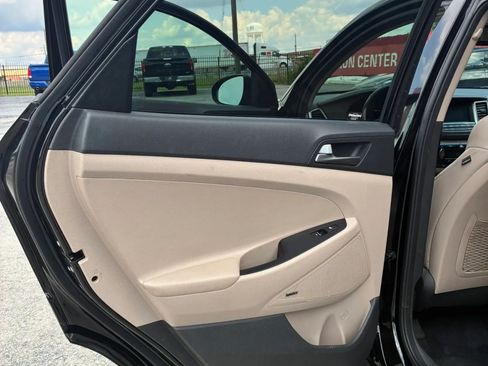 Used 2017 Hyundai Tucson Limited w/ Limited Ultimate Package 03 FWD image 13
