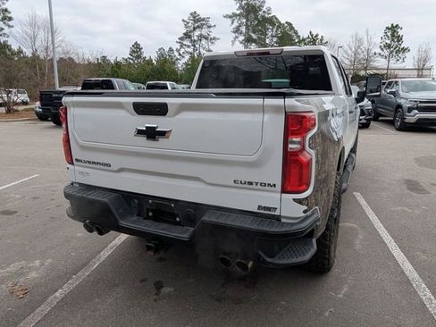 Used 2021 Chevrolet Silverado 1500 Custom Trail Boss w/ Realtree Special Edition image 3