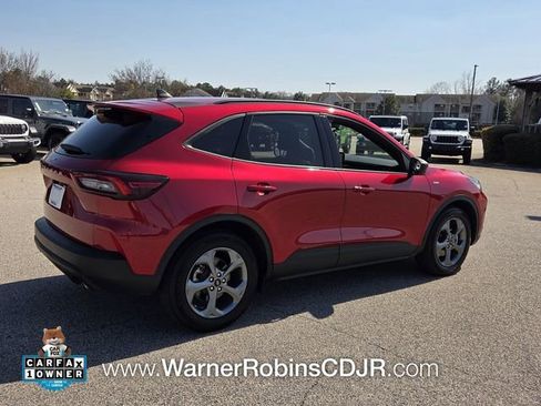 Used 2025 Ford Escape ST-Line image 12