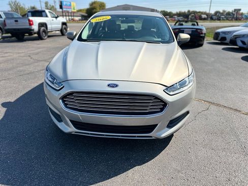 Used 2016 Ford Fusion S image 3