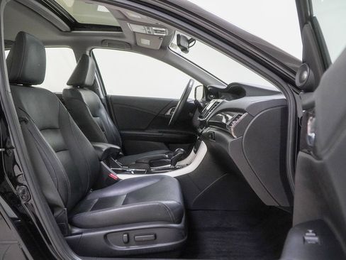 Used 2016 Honda Accord EX-L image 37