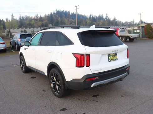 Used 2023 Kia Sorento SX Prestige image 7
