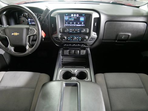 Used 2015 Chevrolet Silverado 1500 LT w/ LT Convenience Package image 10