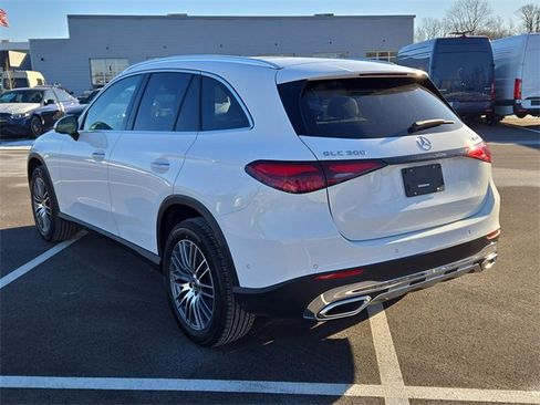 New 2026 Mercedes-Benz GLC 300 4MATIC image 5