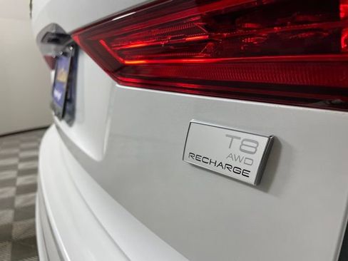 Certified 2024 Volvo XC60 T8 Plus w/ Protection Package image 40