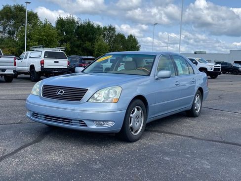 Used 2002 Lexus LS 430 RWD image 1