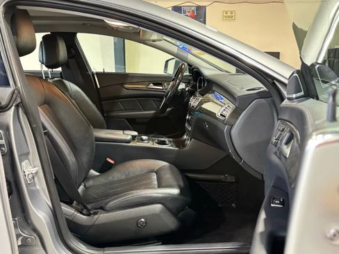 Used 2013 Mercedes-Benz CLS 550 image 12