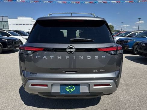Used 2025 Nissan Pathfinder SL w/ Cargo Package AWD/4WD image 4